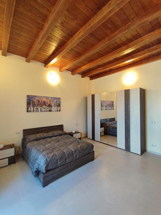In Centro Rooms And Apartments Isola di Liri المظهر الخارجي الصورة