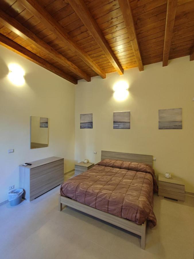 In Centro Rooms And Apartments Isola di Liri المظهر الخارجي الصورة