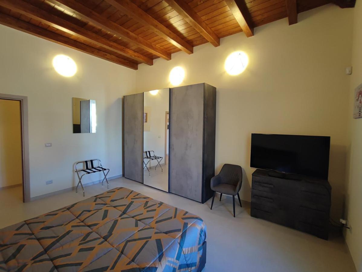 In Centro Rooms And Apartments Isola di Liri المظهر الخارجي الصورة