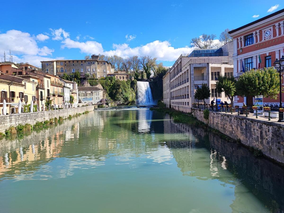 In Centro Rooms And Apartments Isola di Liri المظهر الخارجي الصورة